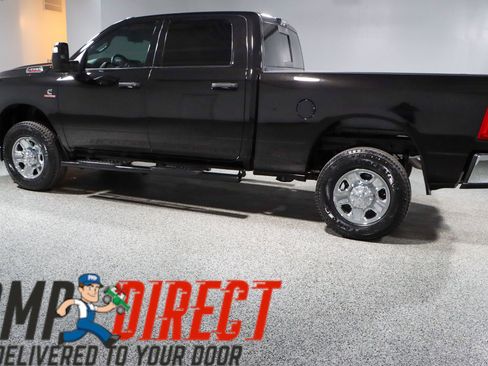 Used 2023 RAM 2500 Tradesman w/ Towing Technology Group image 10