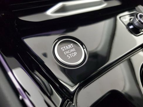 New 2026 Audi Q3 quattro 2.0T AWD/4WD image 33
