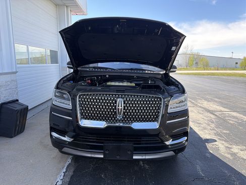Used 2019 Lincoln Navigator Reserve AWD/4WD image 43