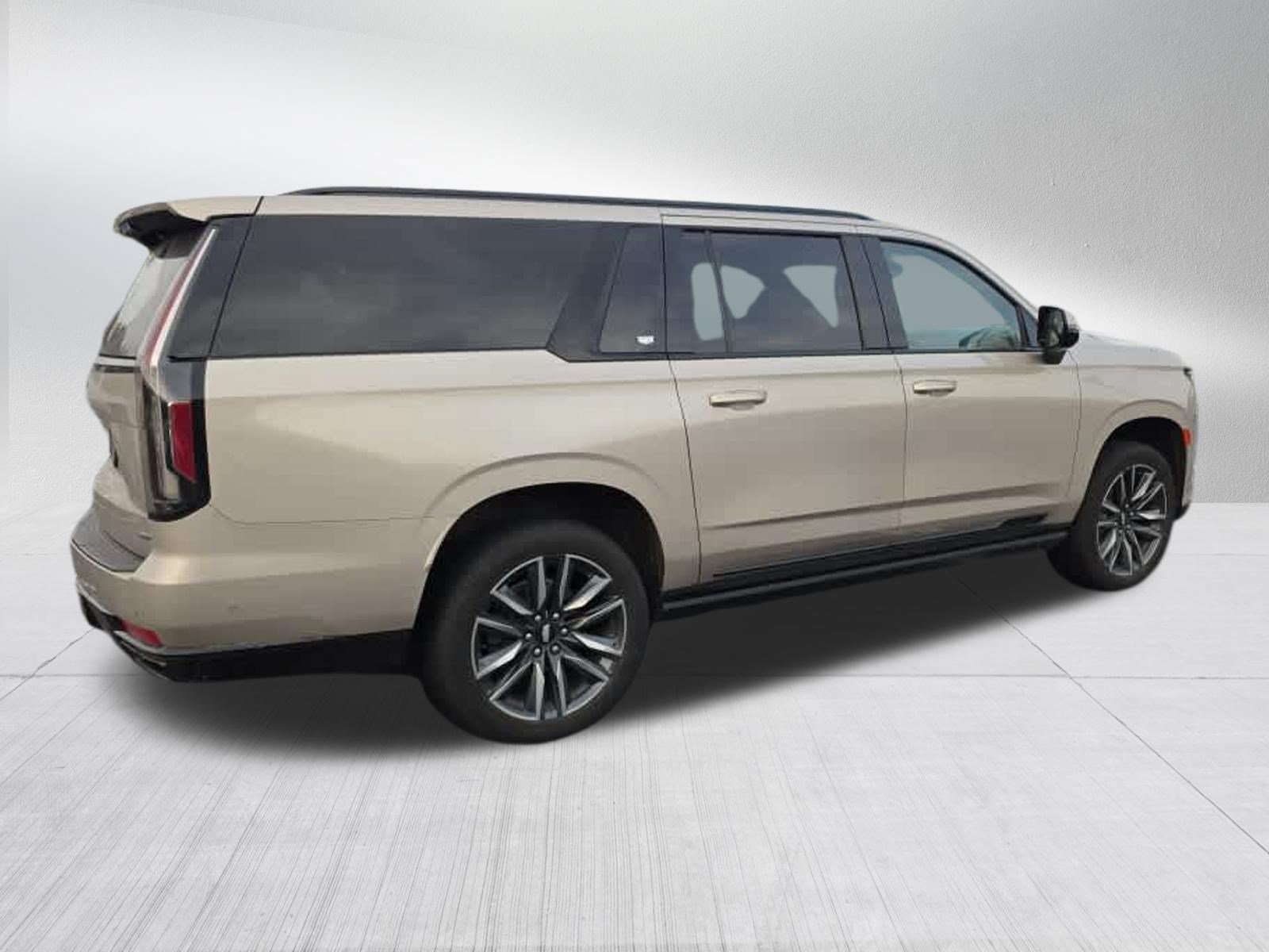 Used 2022 Cadillac Escalade ESV Sport Platinum w/ LPO, Floor Liner Package AWD/4WD image 3