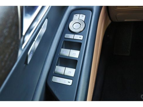 Used 2024 Genesis GV80 3.5T w/ Prestige Matte Package image 22