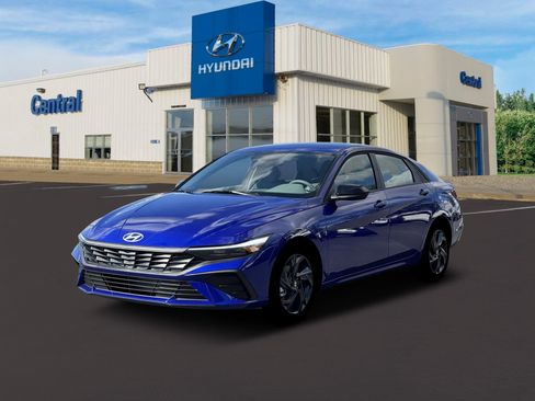 New 2026 Hyundai Elantra Sport image 1