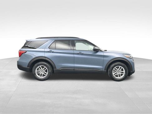 New 2026 Ford Explorer Active image 9