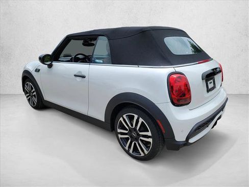 Used 2024 MINI Cooper S FWD image 7