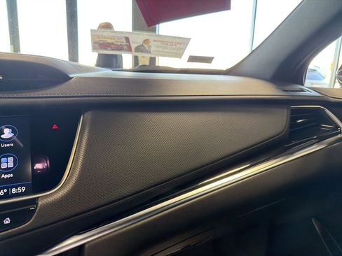 Certified 2022 Cadillac XT5 Premium Luxury w/ LPO, Floor Liner Package image 18