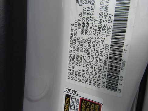 Certified 2025 Acura RDX A-Spec image 32