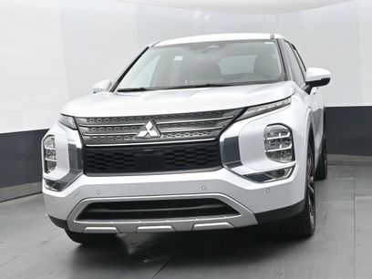Used 2024 Mitsubishi Outlander FWD