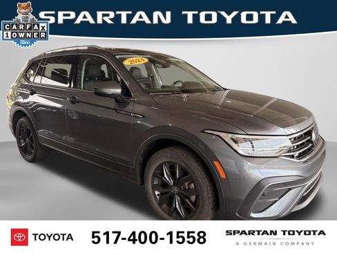 Used 2024 Volkswagen Tiguan SE AWD/4WD image 8