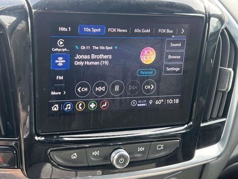 Used 2023 Chevrolet Traverse LT w/ LPO, Cargo Package AWD/4WD image 29