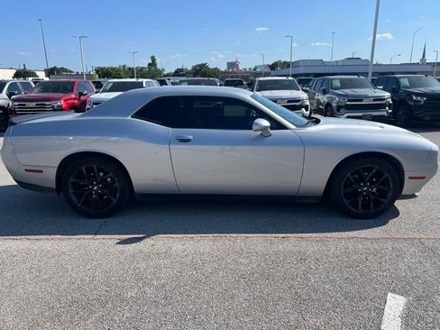 Used 2020 Dodge Challenger SXT w/ Blacktop Package RWD image 5
