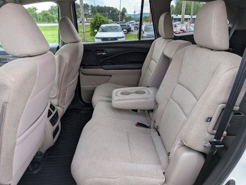 Used 2017 Honda Pilot EX image 23
