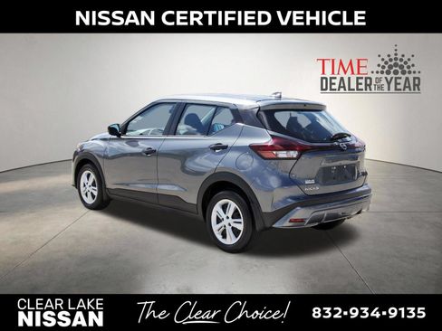 Certified 2025 Nissan Kicks Play S FWD image 5