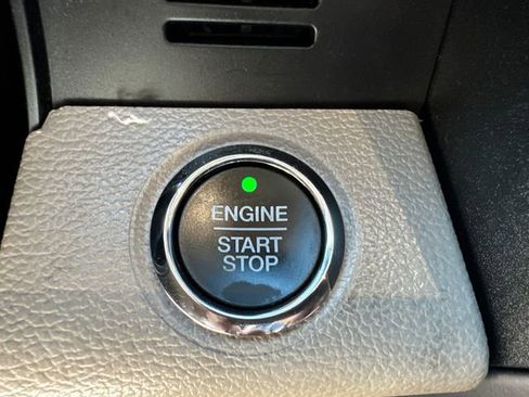 Used 2018 Ford F350 Limited image 31