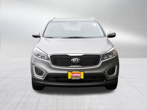 Used 2018 Kia Sorento LX AWD/4WD image 2