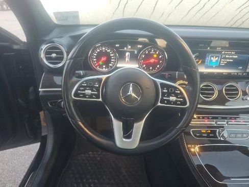 Used 2019 Mercedes-Benz E 450 4MATIC Sedan w/ Premium Package image 5