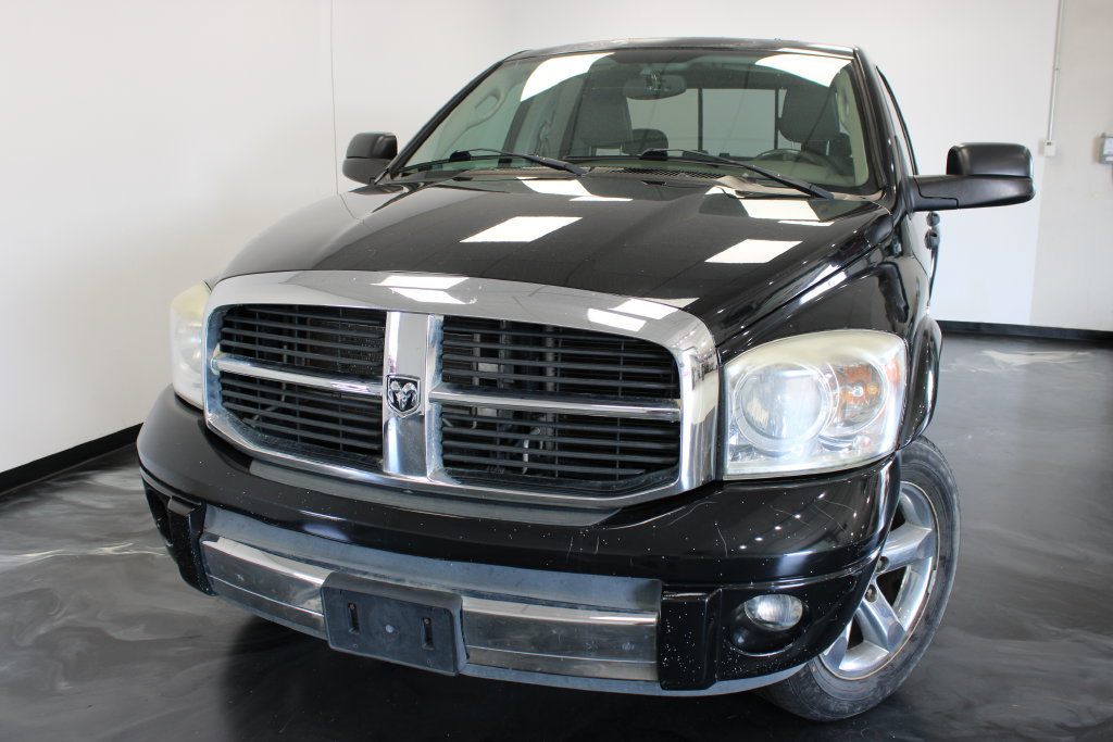 Used 2008 Dodge Ram 1500 Truck Laramie w/ Trailer Tow Group AWD/4WD image 3