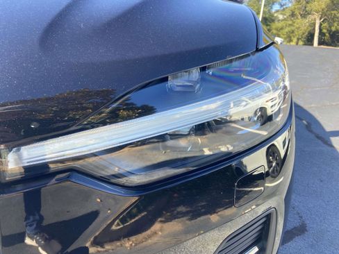 Certified 2023 Volvo XC60 B5 Ultimate w/ Protection Package Premier image 5