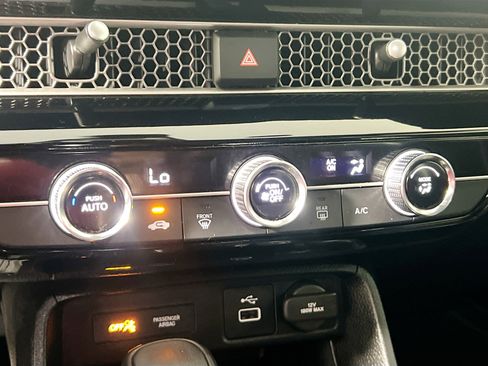 Used 2024 Honda Civic Sport image 26