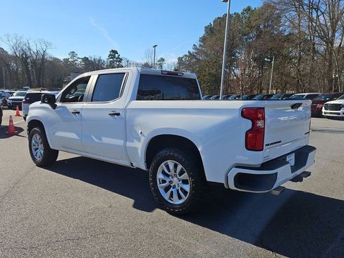 Used 2020 Chevrolet Silverado 1500 Custom w/ Custom Value Package image 6