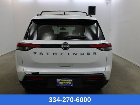 New 2026 Nissan Pathfinder SV image 3