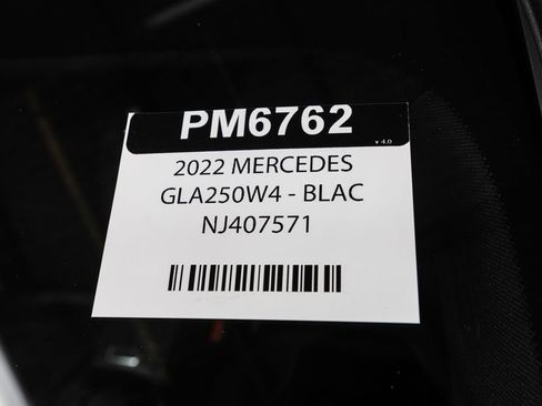Certified 2022 Mercedes-Benz GLA 250 4MATIC image 33