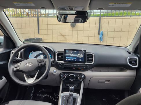 New 2026 Hyundai Venue SEL image 26