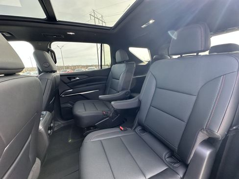 New 2026 Chevrolet Traverse Z71 w/ Driver Confidence Package image 29