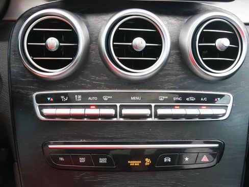 Used 2020 Mercedes-Benz GLC 43 AMG 4MATIC image 27