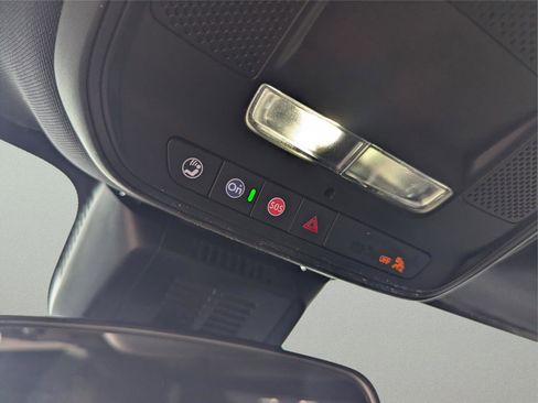 New 2026 Chevrolet Equinox LT w/ Convenience Package II image 15