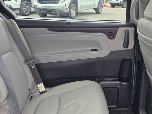 Used 2018 Honda Odyssey Elite image 46