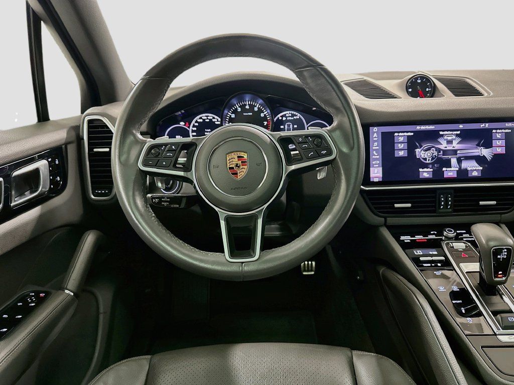 Certified 2020 Porsche Cayenne S AWD/4WD image 23