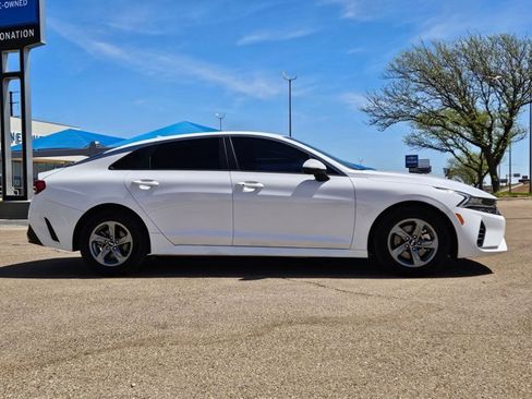 Used 2021 Kia K5 LXS image 4