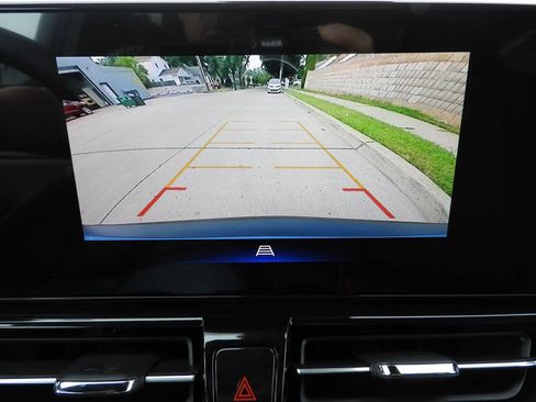 Used 2024 Chevrolet TrailBlazer RS w/ Convenience Package AWD/4WD image 41