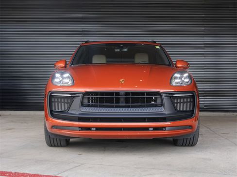 Certified 2022 Porsche Macan GTS image 10