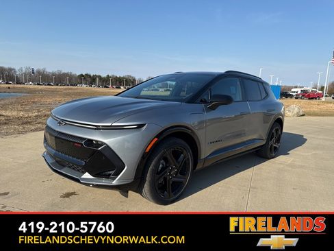 New 2025 Chevrolet Equinox EV RS image 1