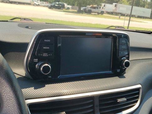Used 2019 Hyundai Tucson SE AWD/4WD image 19