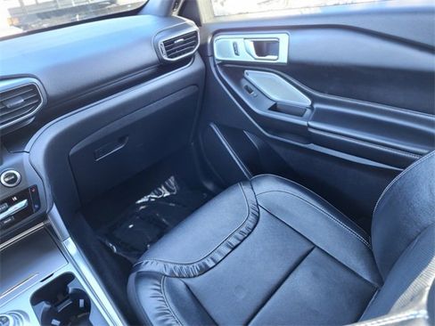 Certified 2020 Ford Explorer ST w/ Premium Technology Package image 15