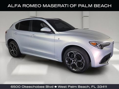 Used 2021 Alfa Romeo Stelvio Ti Sport AWD/4WD image 1