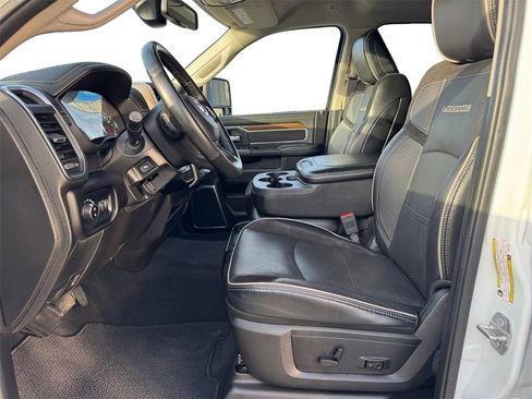 Used 2024 RAM 2500 Laramie image 9