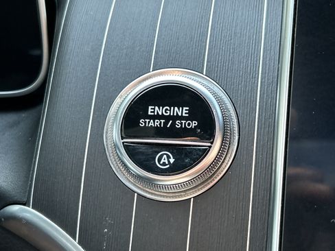 Certified 2024 Mercedes-Benz GLC 300 4MATIC image 33