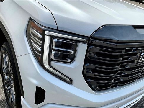 Used 2023 GMC Sierra 1500 Denali Ultimate AWD/4WD image 33