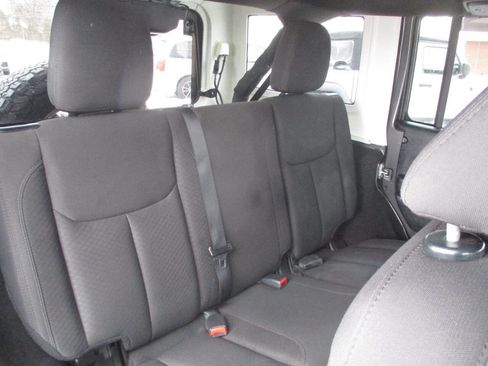 Used 2016 Jeep Wrangler Unlimited Sport w/ Quick Order Package 24S image 37