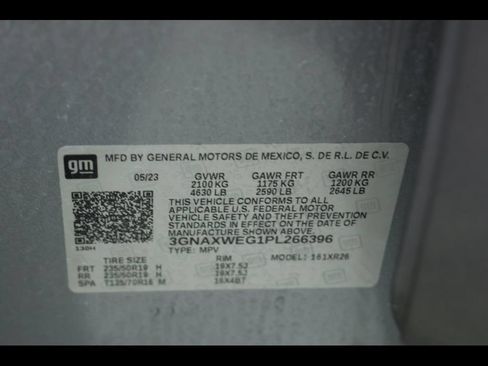 Used 2023 Chevrolet Equinox RS AWD/4WD image 29