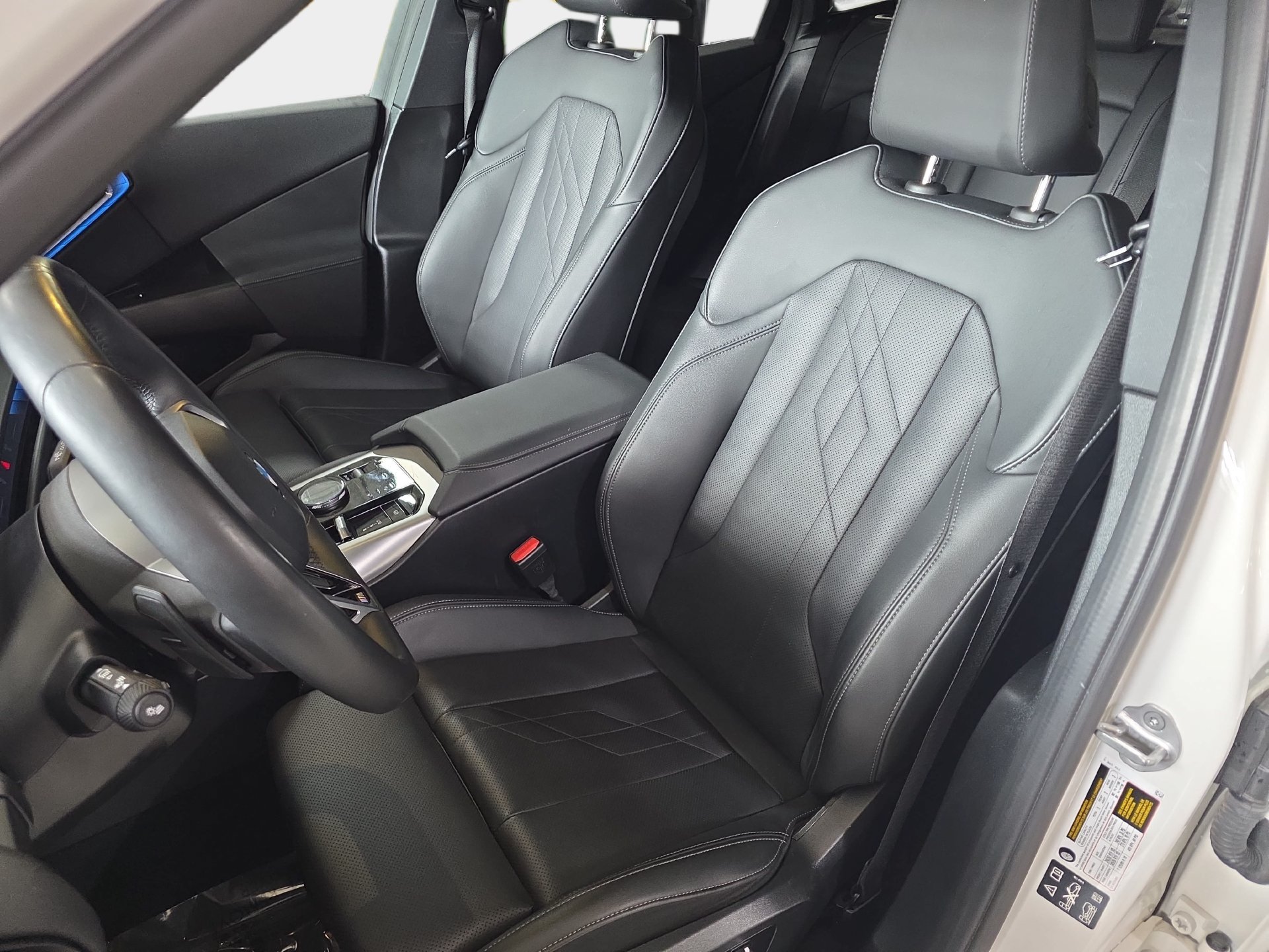 Used 2025 BMW X3 xDrive30i AWD/4WD image 15