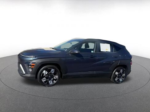 Used 2025 Hyundai Kona SEL image 4