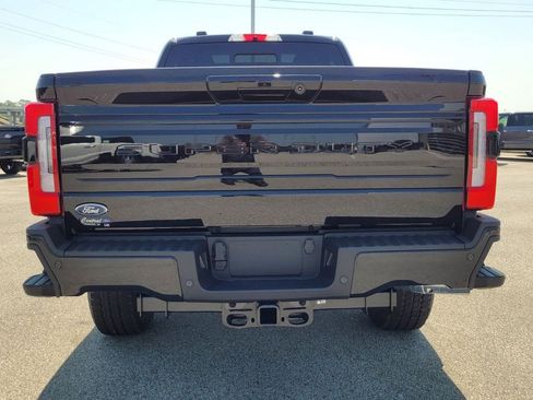 New 2025 Ford F250 Platinum image 3