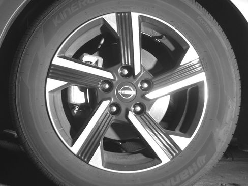 Used 2025 Nissan Sentra SV FWD image 12