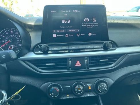 Used 2024 Kia Forte LXS w/ LXS Technology Package FWD image 12