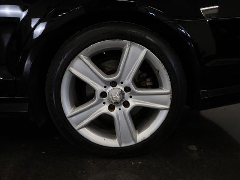 Used 2011 Mercedes-Benz C 300 4MATIC Sedan image 10