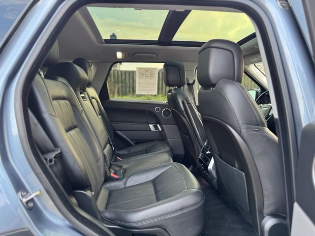 Certified 2019 Land Rover Range Rover Sport HSE AWD/4WD image 18